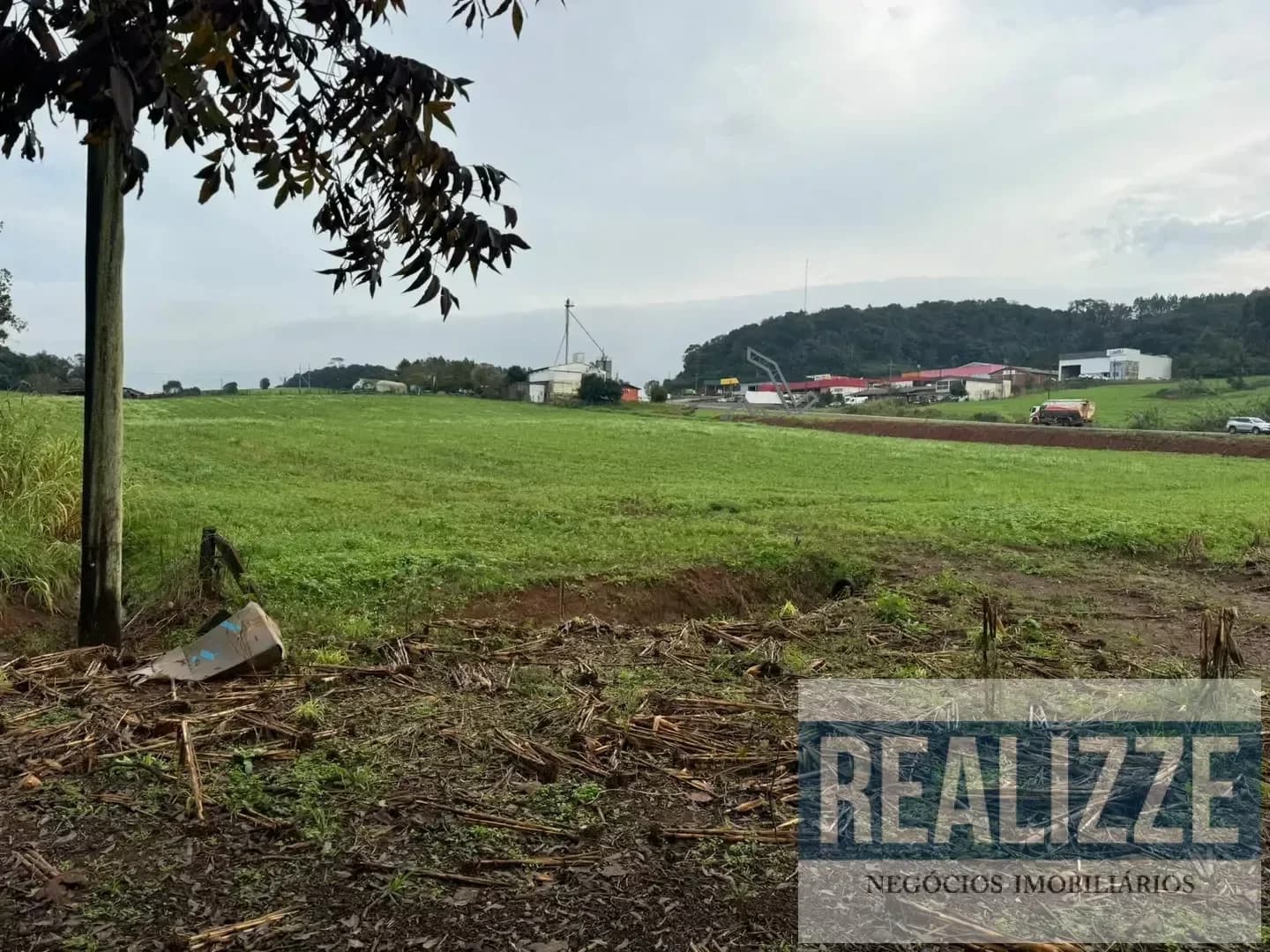 Terreno Industrial 17.000m² à Venda em Vila Maria RS