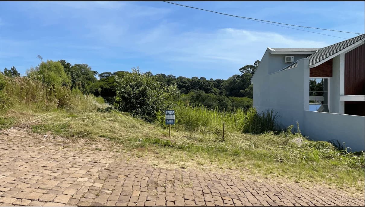 Terreno à Venda em Marau RS - 425m²