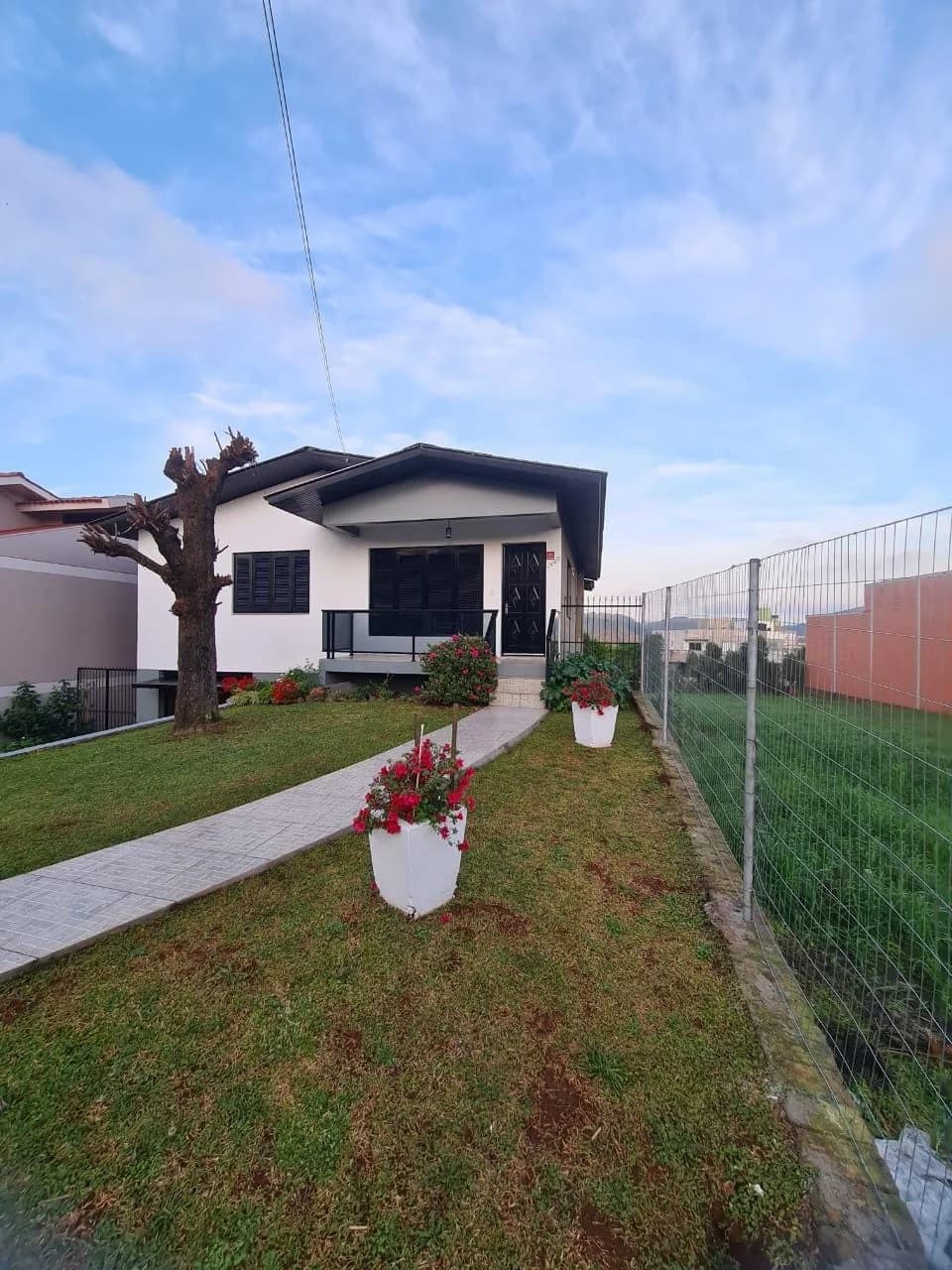 Casa à Venda e Aluguel no Centro de Marau RS