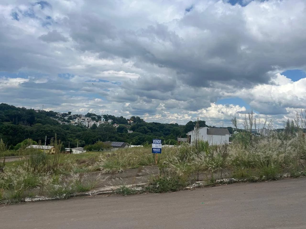 Terreno à Venda em Marau RS - Colina 329m²