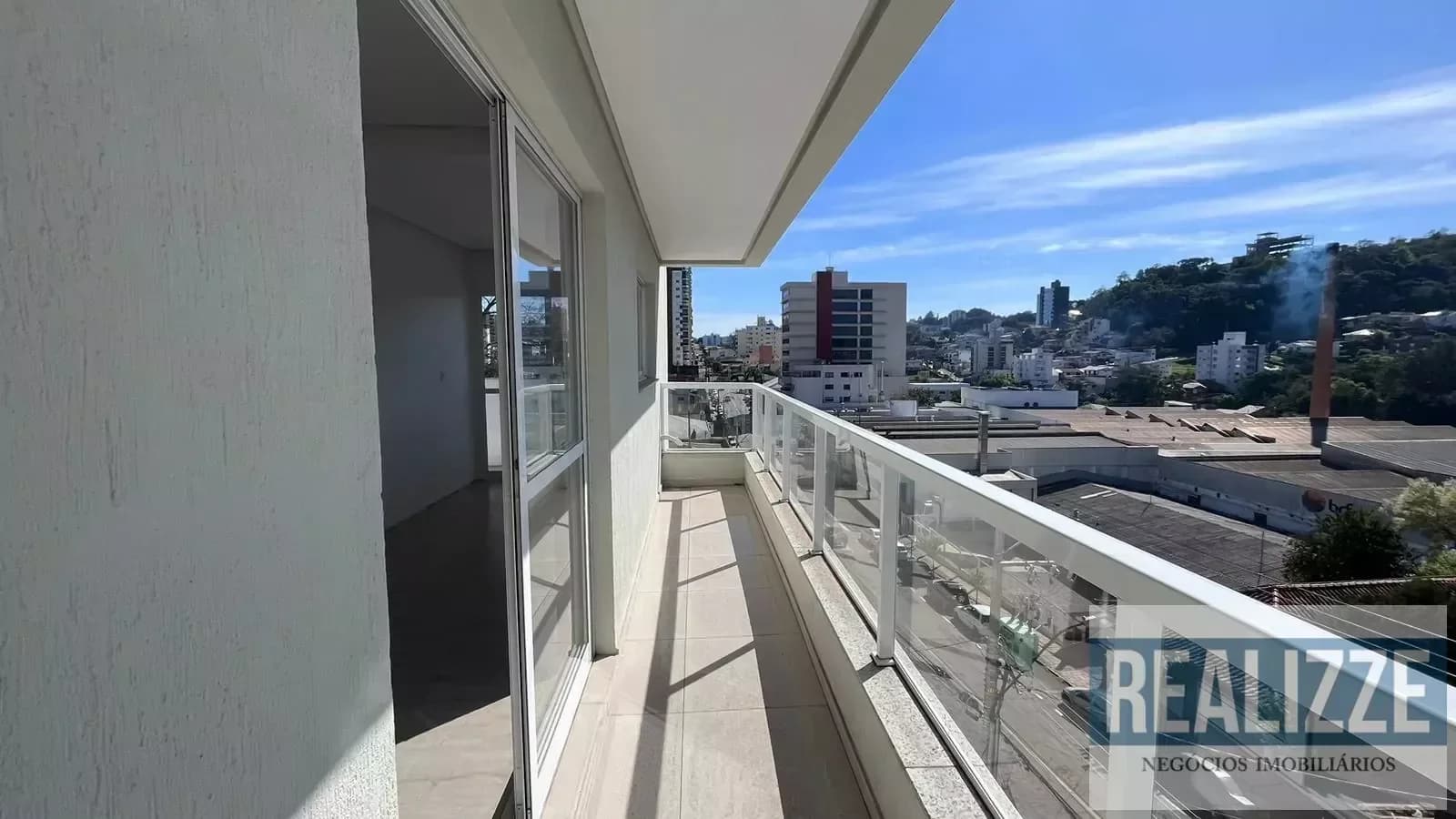 Apartamento 3 Dorm à Venda no Centro de Marau RS
