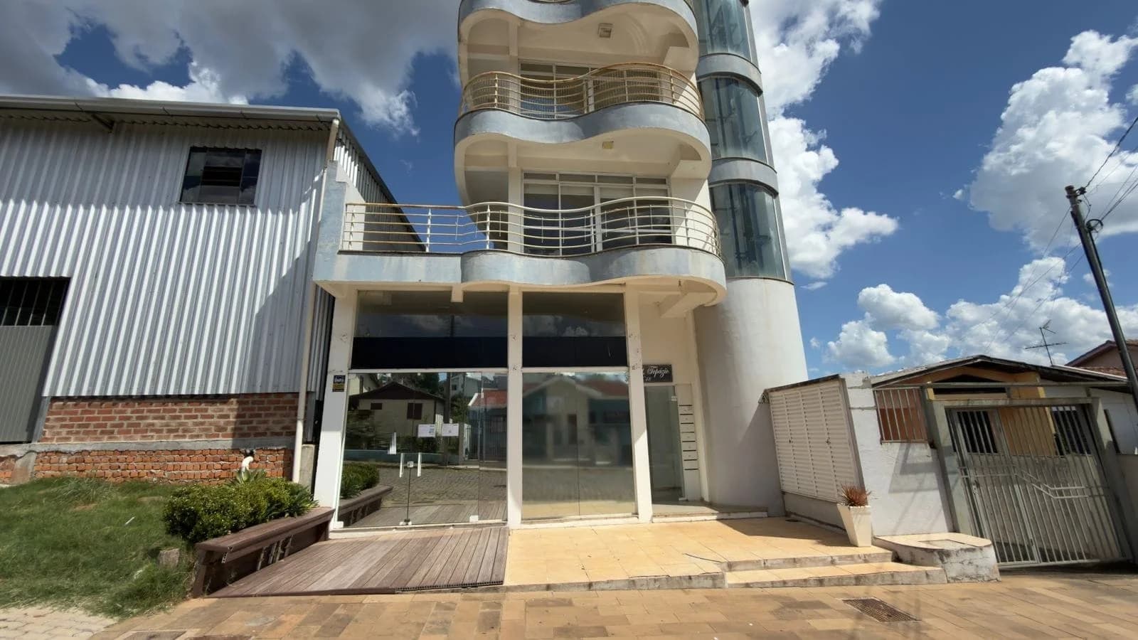 Sala Comercial 150m² para Alugar no Centro Marau