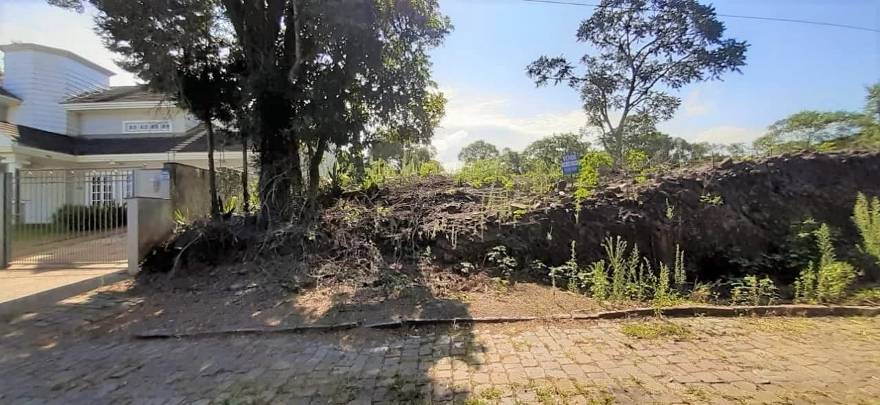 Terreno 480m² à Venda no Centro de Marau RS