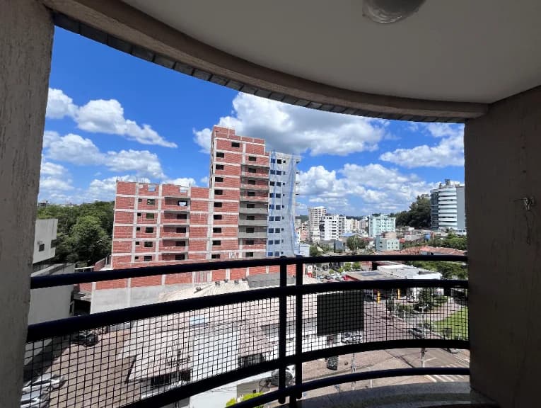 Apartamento 2 Dorm à Venda no Centro de Marau RS