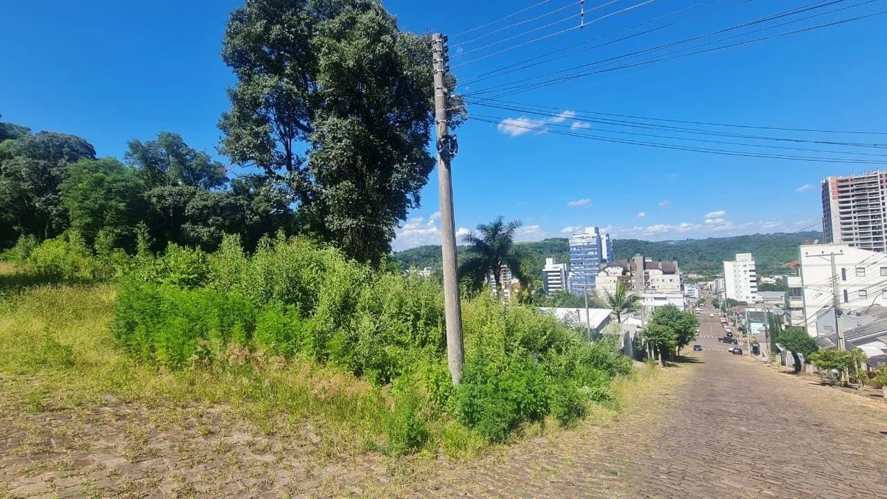 Terreno à Venda no Centro de Marau RS