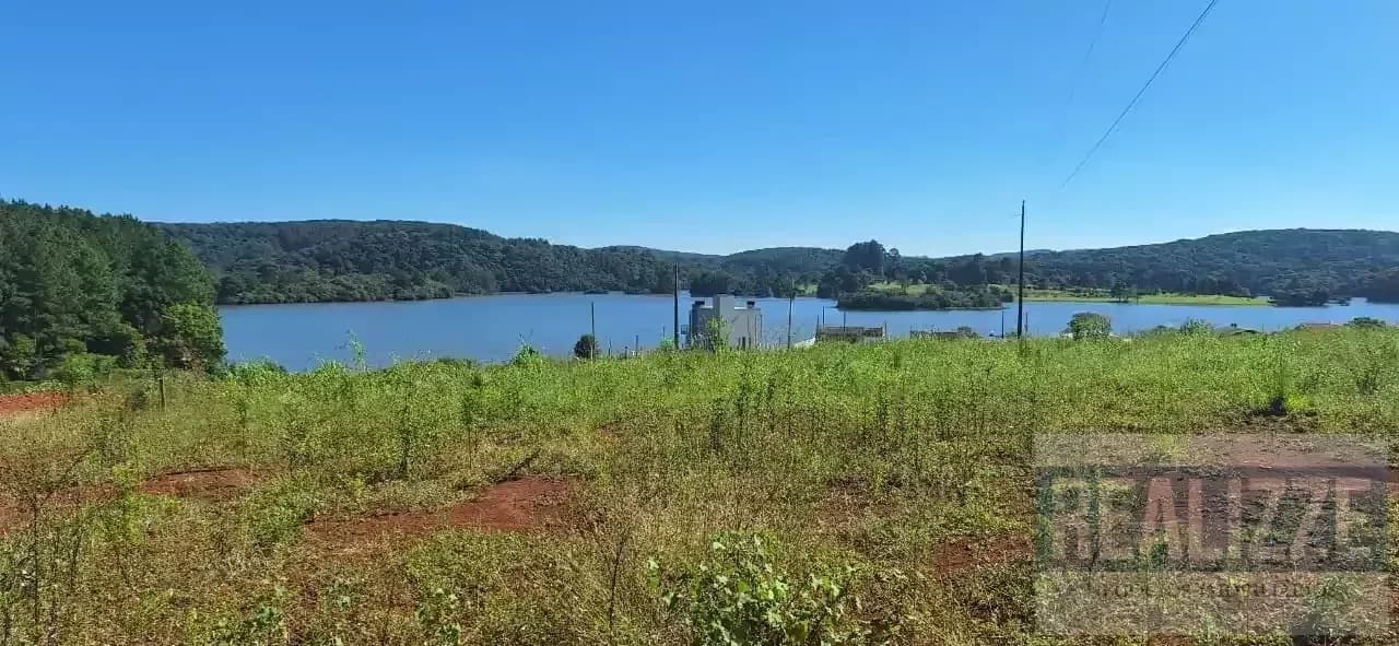Compre seu sítio na Barragem Capingui. Área de 720m².